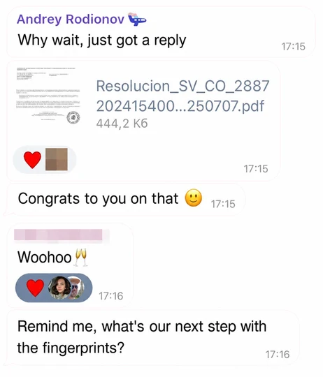 Screenshot of a client's WhatsApp conversation with EspañaGo about their Spain visa