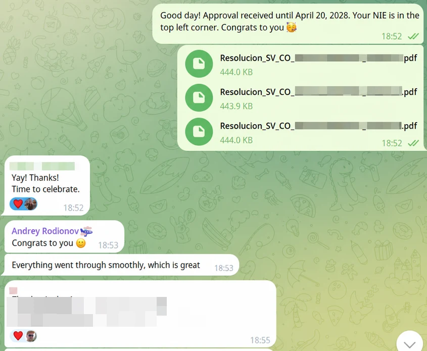 Screenshot of a client's WhatsApp conversation with EspañaGo about their Spain visa