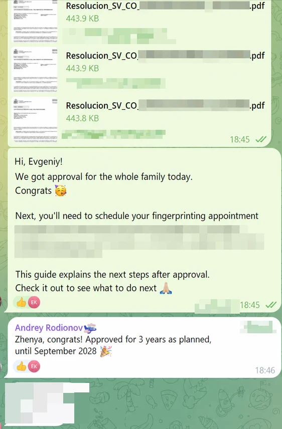 Screenshot of a client's WhatsApp conversation with EspañaGo about their Spain visa