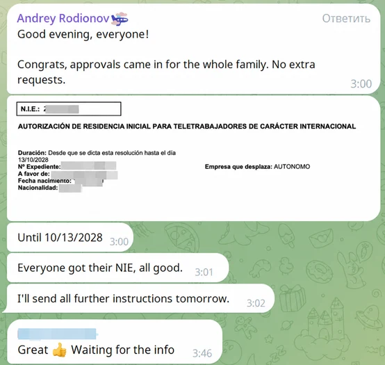 Screenshot of a client's WhatsApp conversation with EspañaGo about their Spain visa